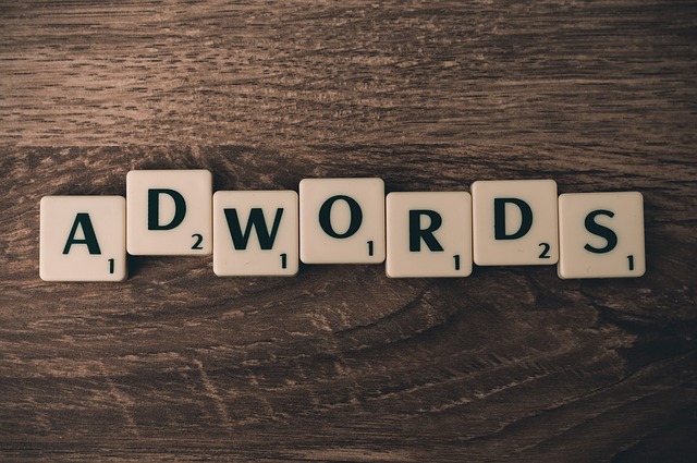 Znawca  w dziedzinie kampani Adwords wspomoże i przystosuje właściwą podejście do twojego biznesu.